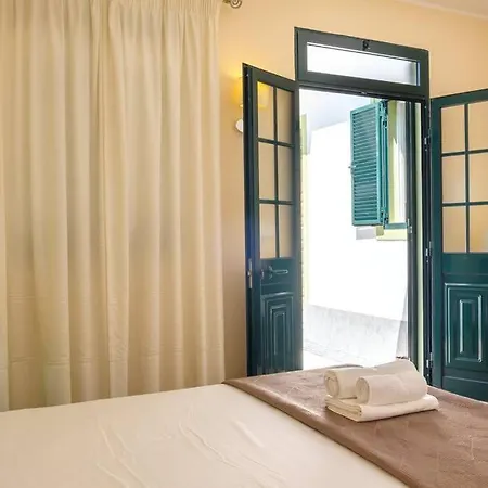 Hikers Haven Villa Sao Roque Do Faial Exterior photo
