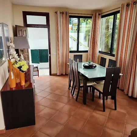 Hikers Haven Villa Sao Roque Do Faial Exterior photo